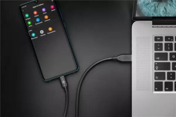 Cablu de incarcare si sincronizare USB 3.0 - USB TYPE C 3m 3A 15W negru Goobay - imagine 3