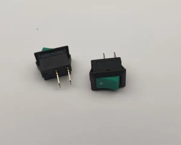 Intrerupator ON/OFF 3A /250V foarte mic dreptunghiular cu 2x contacte 13x8mm - imagine 2
