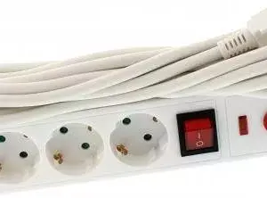 Prelungitor 3 prize 1.5m 3x1.5mm2 3680W 16A alb Nedis
