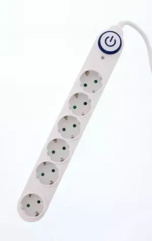 Prelungitor 6 prize 3m alb cu intrerupator cablu 3xG1.5mmp Well