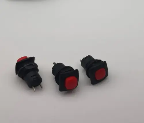 Push Buton cu retinere "NO" patrat plastic 15x15x30mm 1A/250V