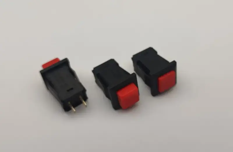 Push Buton cu retinere "NO" plastic 14x14x20mm 1A/250V