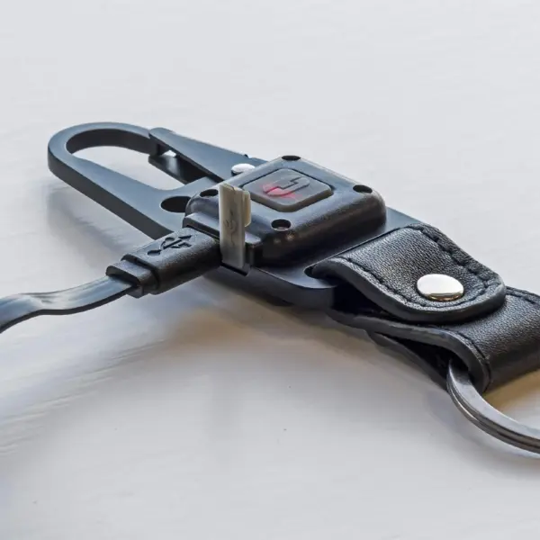 TRUE UTILITY CLIPLITE breloc cu carabina /lampa reincarcabila TU918 - imagine 4
