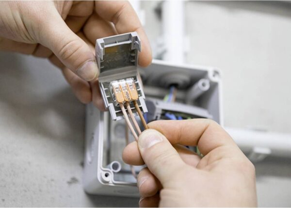 WAGO GELBOX 3 poli derivatie cabluri pentru conectori seriile 221/ 2273 max. 4mm2 IPX8 gri 207-1331 - imagine 9