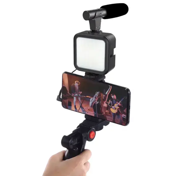 Set Vlogging 4 in 1 PLATINET PMVG4IN1 Microfon /Lumina video LED /Suport smartphone /Trepied - imagine 4